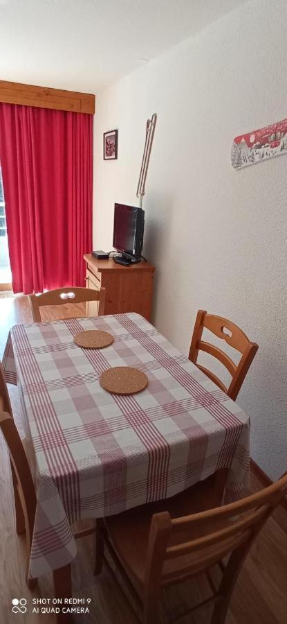 Studio Chamrousse 1700 Pour 4 Personnes - Au Calme - Avec Wifi Екстериор снимка